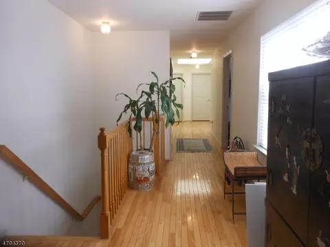 40 Springholm Dr, Berkeley Heights, NJ 07922 photo 10