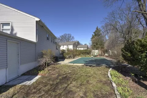 99 Morningside Rd, Paramus, NJ 07652 photo 22