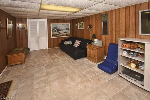 99 Morningside Rd, Paramus, NJ 07652 photo 18