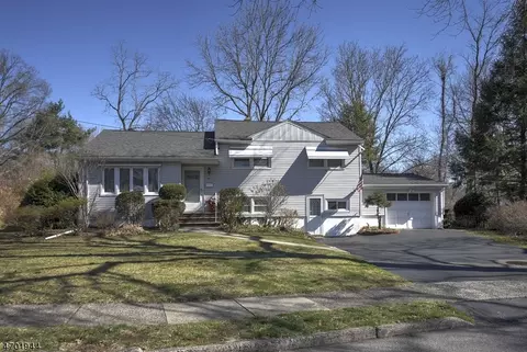 99 Morningside Rd, Paramus, NJ 07652 photo 1
