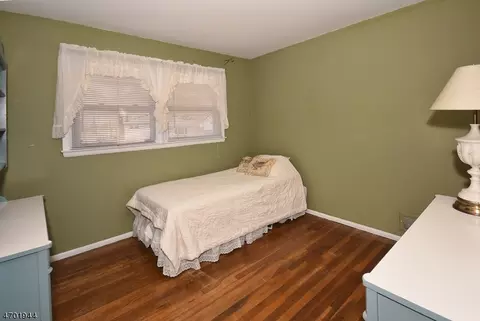 99 Morningside Rd, Paramus, NJ 07652 photo 14