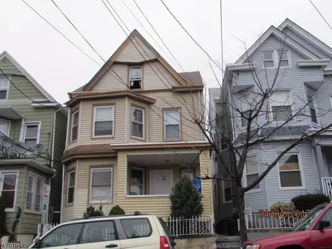 121 E 16th St, Paterson, NJ 07524 photo 1