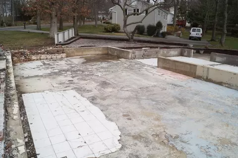 186 Alps Rd, Wayne Twp, NJ 07470 photo 5
