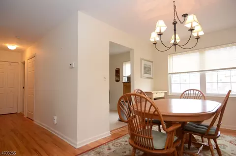 800 Old Springfield Ave Un #3, Summit, NJ 07901 photo 4