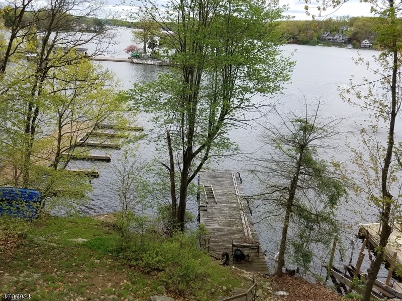4 Crestview Rd, Andover, NJ 07821 photo 1
