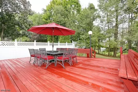 18 Rustic Dr, Waldwick, NJ 07463 photo 21