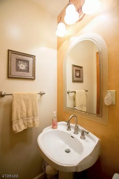 220 Perry St, Dover, NJ 07801 photo 12