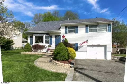 220 Perry St, Dover, NJ 07801 photo 2