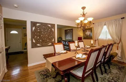 220 Perry St, Dover, NJ 07801 photo 5
