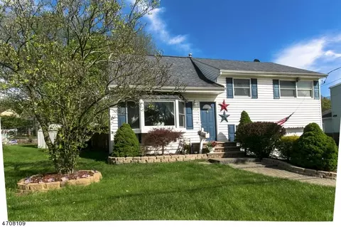 220 Perry St, Dover, NJ 07801 photo 1