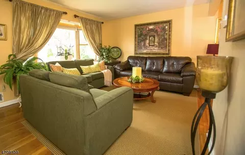 220 Perry St, Dover, NJ 07801 photo 4