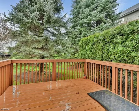 17 Windsor Pl, Wayne, NJ 07470 photo 24