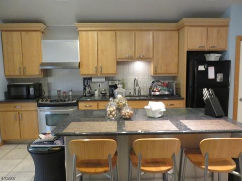 94 Pinecrest Ter, Wayne, NJ 07470 photo 19