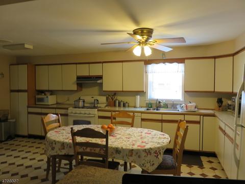 94 Pinecrest Ter, Wayne, NJ 07470 photo 10