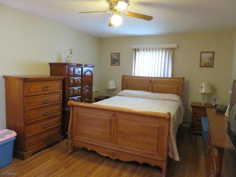 94 Pinecrest Ter, Wayne, NJ 07470 photo 13