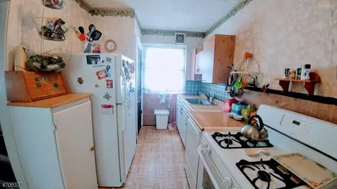 511 Broughton Ave, Bloomfield, NJ 07003 photo 8