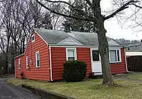 107 Monroe St, Haskell, NJ 07420 photo 1