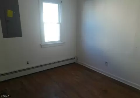 107 Monroe St, Haskell, NJ 07420 photo 9