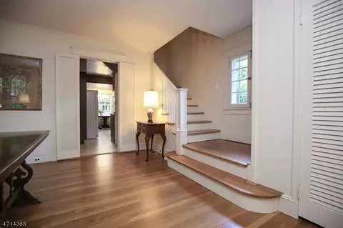 140 Beekman Rd, Summit, NJ 07901 photo 2
