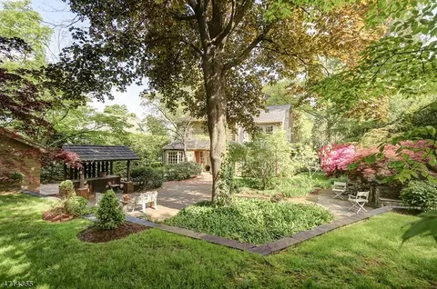 140 Beekman Rd, Summit, NJ 07901 photo 19