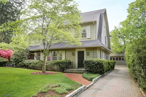 140 Beekman Rd, Summit, NJ 07901 photo 1