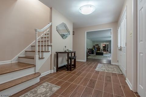 17 Warner Way, Wayne, NJ 07470 photo 14