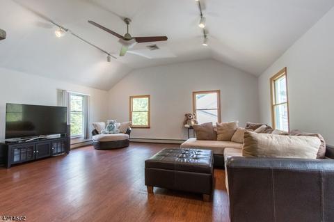 17 Warner Way, Wayne, NJ 07470 photo 8