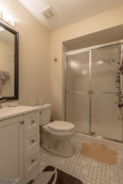 17 Warner Way, Wayne, NJ 07470 photo 11