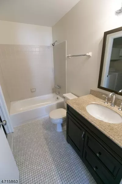 10 Foxhall # A, Middlesex, NJ 08846 photo 7
