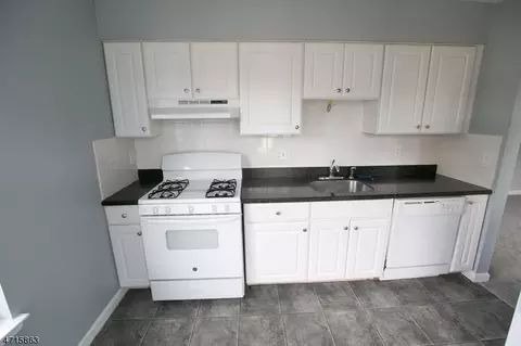 10 Foxhall # A, Middlesex, NJ 08846 photo 4