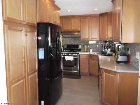 12 Brandywine Rd, Wayne, NJ 07470 photo 6