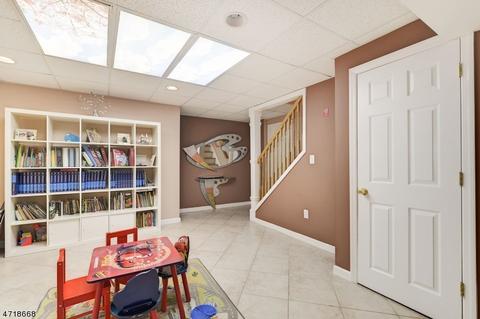 748 Pascack Rd, Paramus, NJ 07652 photo 19
