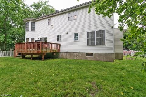 748 Pascack Rd, Paramus, NJ 07652 photo 22