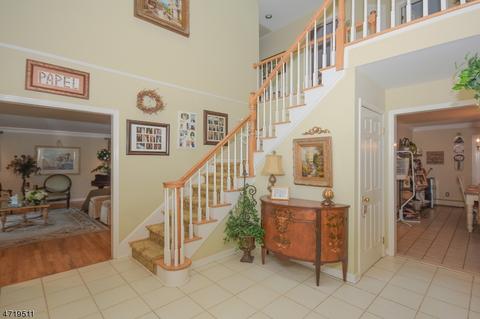 75 Westview Rd, Wayne, NJ 07470 photo 3