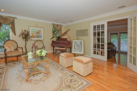 75 Westview Rd, Wayne, NJ 07470 photo 5