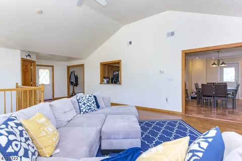 50 Maple Ave, Pine Brook, NJ 07058 photo 4