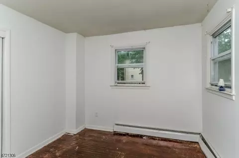 614 E 6th St, Plainfield, NJ 07060 photo 6
