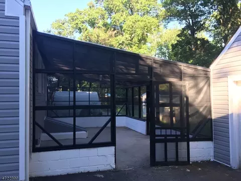 226 E 7th Ave, Roselle, NJ 07203 photo 15