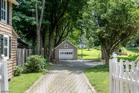 53 E Main St, Mendham, NJ 07945 photo 3