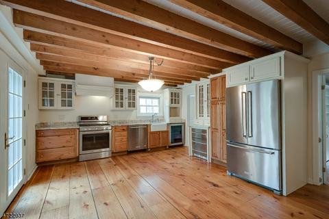 53 E Main St, Mendham, NJ 07945 photo 12