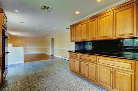 43 Pelham Rd, Wayne, NJ 07470 photo 9