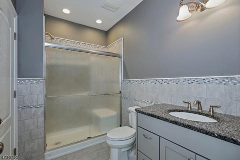 29 Lindbergh Ln, Basking Ridge, NJ 07920 photo 12