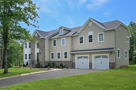 29 Lindbergh Ln, Basking Ridge, NJ 07920 photo 2
