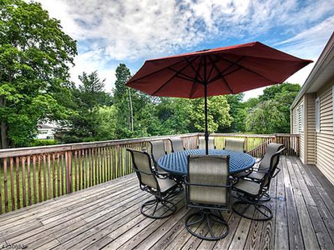 15 Hanover Pl, Wayne, NJ 07470 photo 22