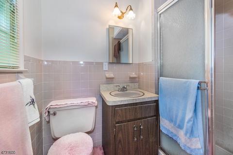 618 Summit Ave, Hackensack, NJ 07601 photo 11