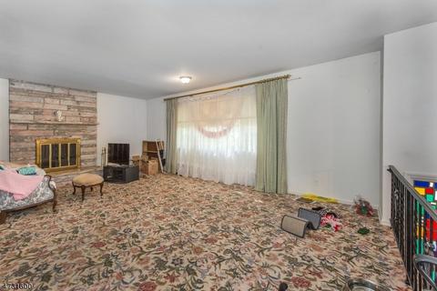 618 Summit Ave, Hackensack, NJ 07601 photo 3