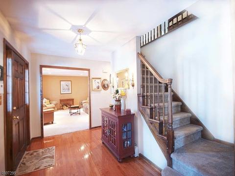 14 Gibbs Dr, Wayne, NJ 07470 photo 6