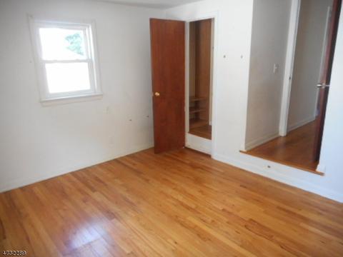 286 Mobus Ave, North Plainfield, NJ 07060 photo 11
