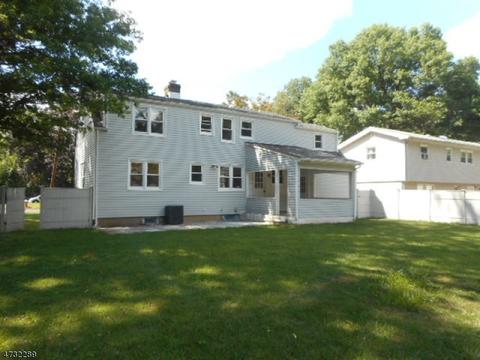 286 Mobus Ave, North Plainfield, NJ 07060 photo 2