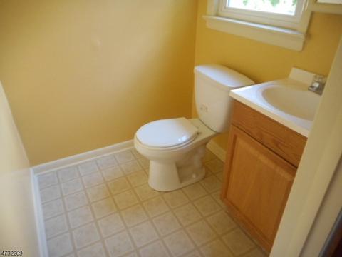 286 Mobus Ave, North Plainfield, NJ 07060 photo 8